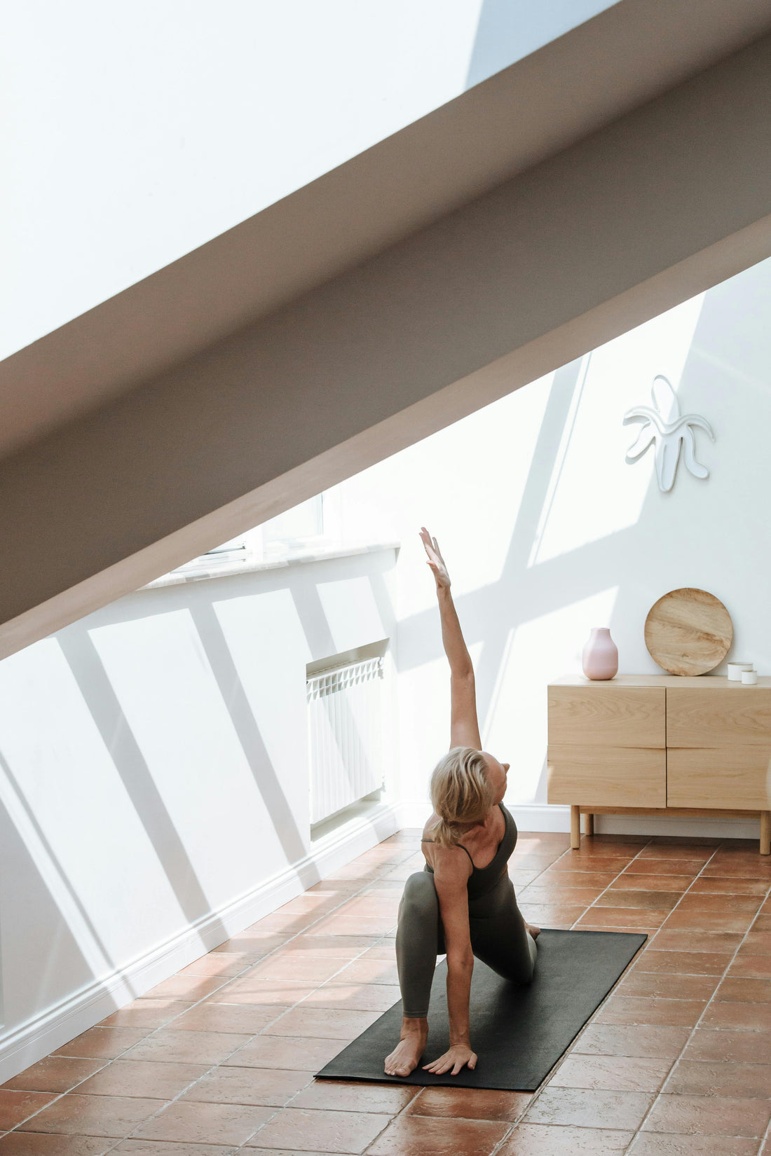 The Quiet Signals Your Body Sends Before Real Change Begins